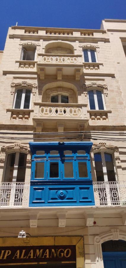 Walter'S B&B Gzira Bagian luar foto