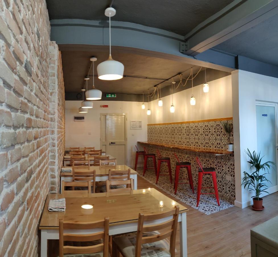 Walter'S B&B Gzira Bagian luar foto