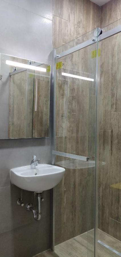 Walter'S B&B Gzira Bagian luar foto