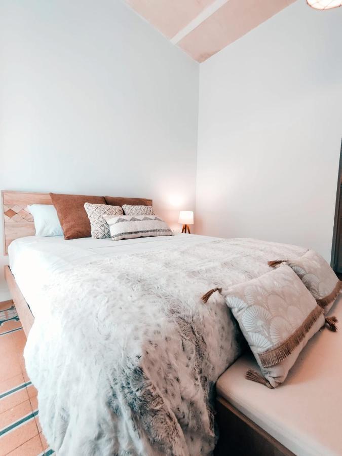Walter'S B&B Gzira Bagian luar foto